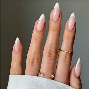 Elegant classic French Manicure Nail Set